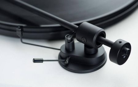 фото Проигрыватель виниловых дисков Pro-Ject Primary E Phono Black 3