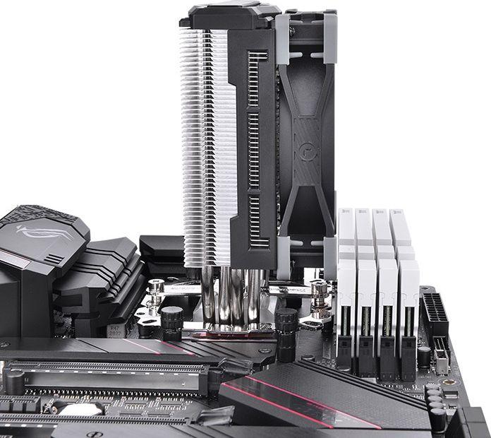 Фото Повітряне охолодження Thermaltake TOUGHAIR 310 (CL-P074-AL12BL-A)