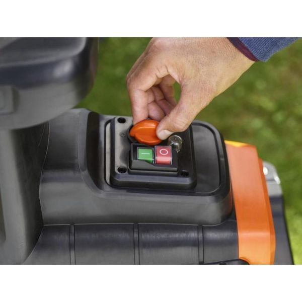 Садовий подрібнювач Black+Decker BEGAS5800 1410320ua фото