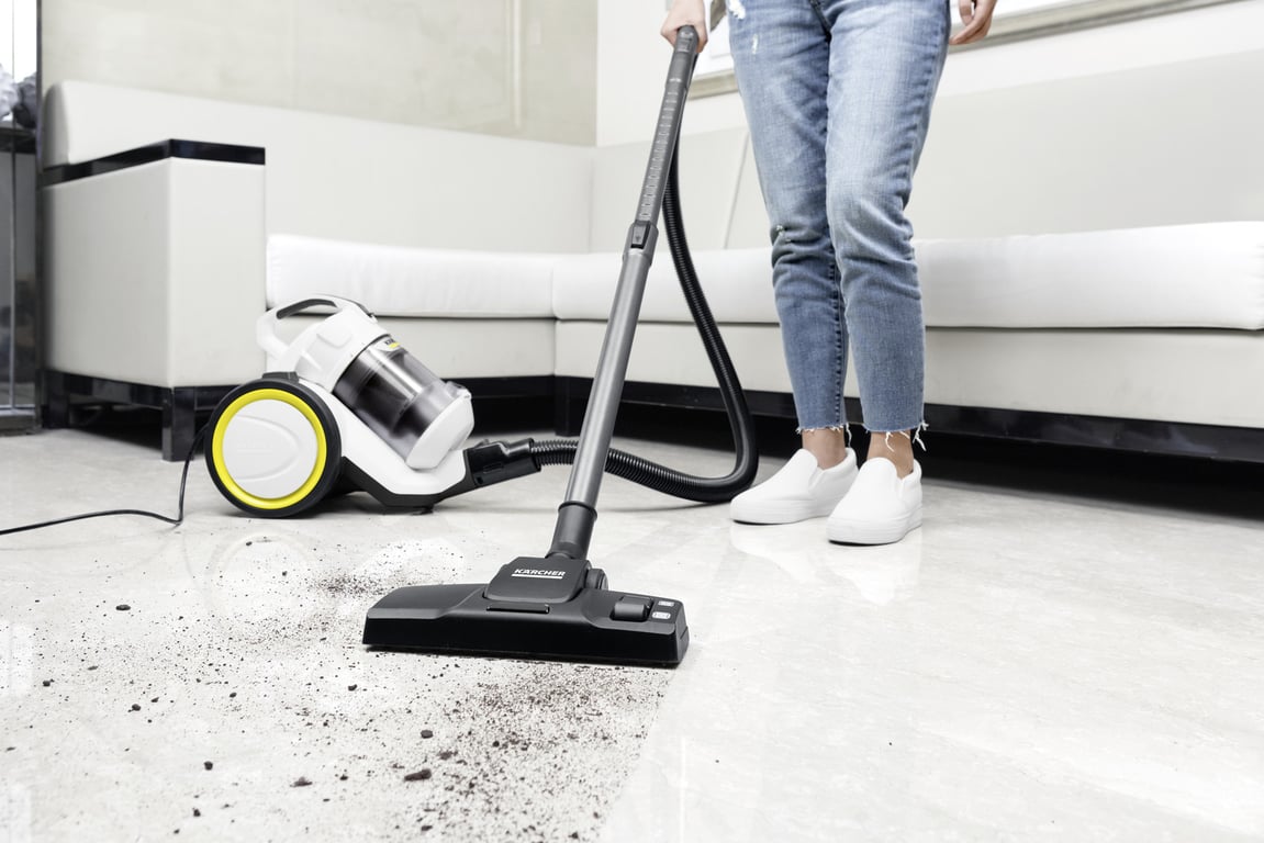 фото Пилосос безмішковий Karcher VC 3 ERP (1.198-053.0) 1