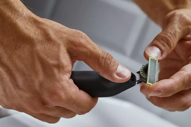 Тример для бороди і вусів / Тример для тіла (бодігрумер) Philips OneBlade Pro 360 QP6541/15 1355318 фото