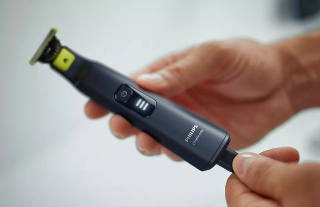 Тример для бороди і вусів / Тример для тіла (бодігрумер) Philips OneBlade Pro 360 QP6541/15 1355318 фото