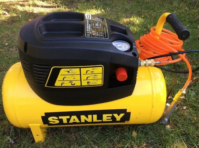 фото Компресор повітряний Stanley D 200/8/24 (B6CC304STN003) 3