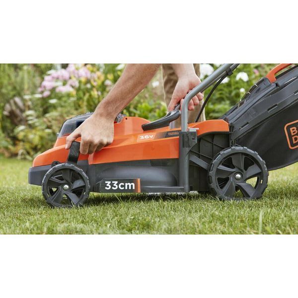 Газонокосилка аккумуляторная Black+Decker BCMW3336L2 1479233ua фото