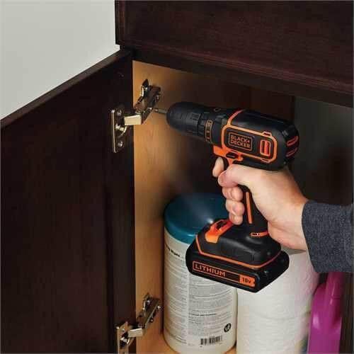 Дрель Black+Decker BDCDC18B-QW 1410362ua фото