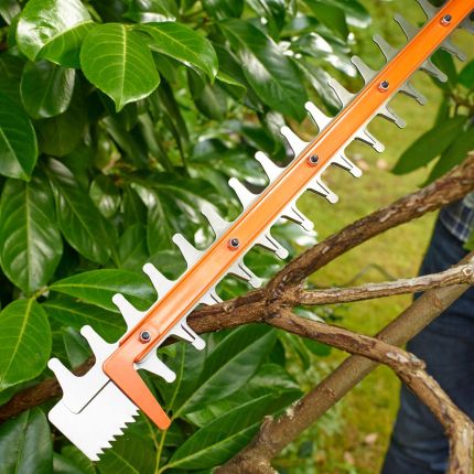 фото Кусторез электрический Black+Decker BEHTS401-QS 3