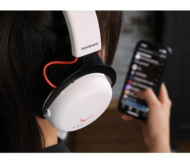 Наушники с микрофоном Beyerdynamic MMX 150 Wireless Arctic White 1478799 фото