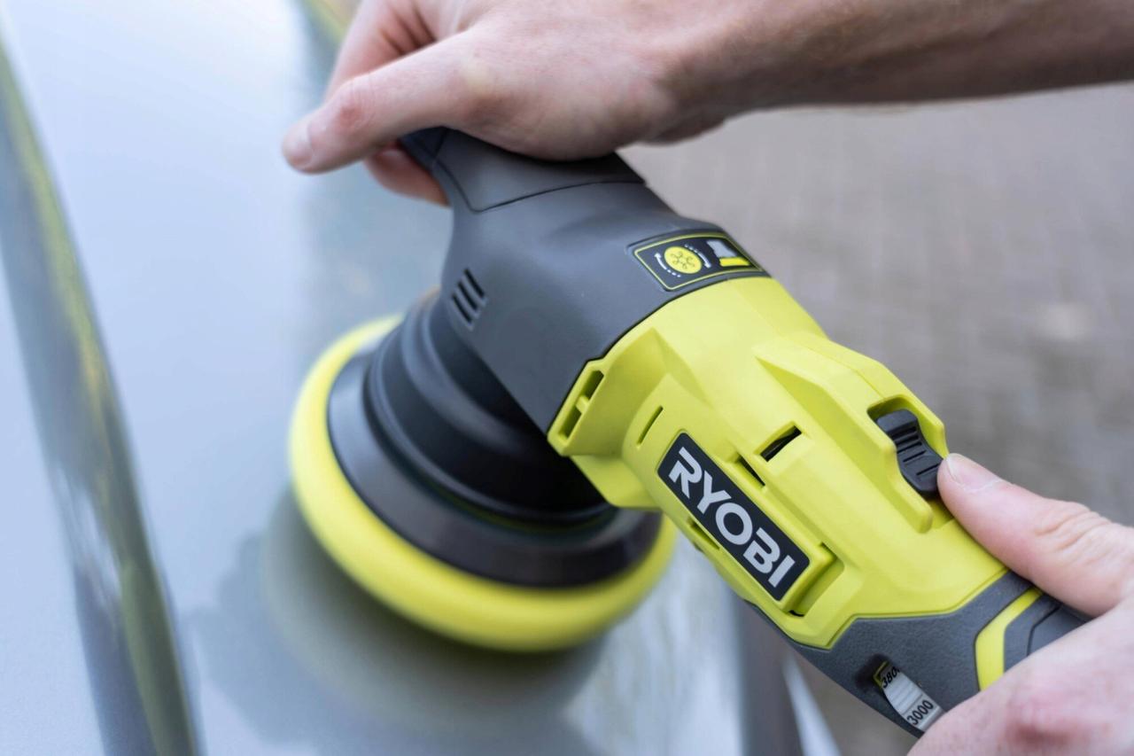 Фото Полировальная машина Ryobi R18P-0 (5133004845)