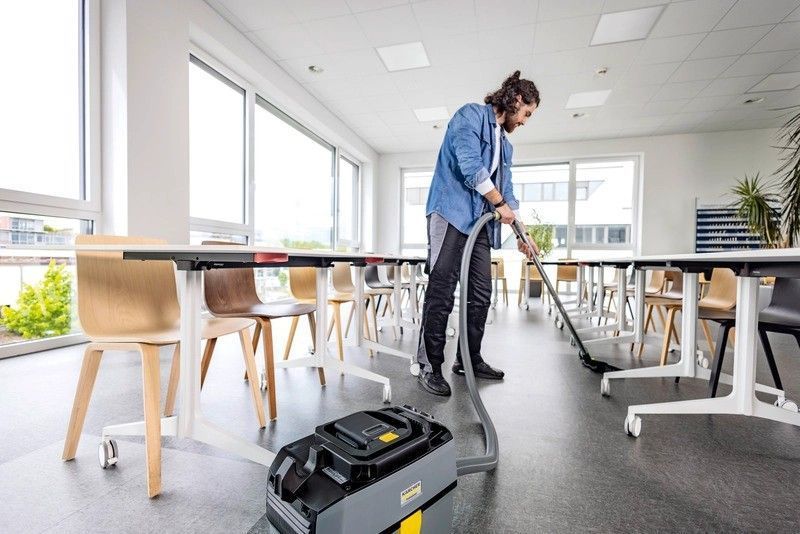 Професійний пилосос Karcher T10/1 Bp (1.527-352.0) 1367302 фото