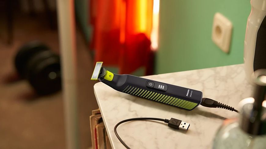 Тример для бороди та вусів Philips OneBlade Pro QP6506/15 1441093ua фото