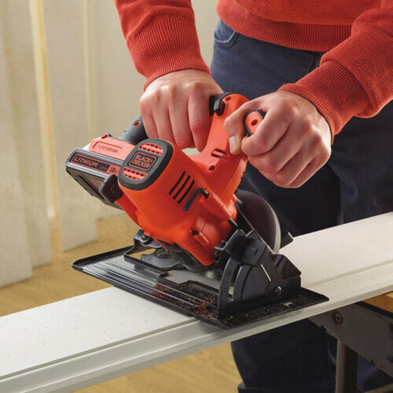 Фото Монтажная пила Black+Decker BDCCS18N