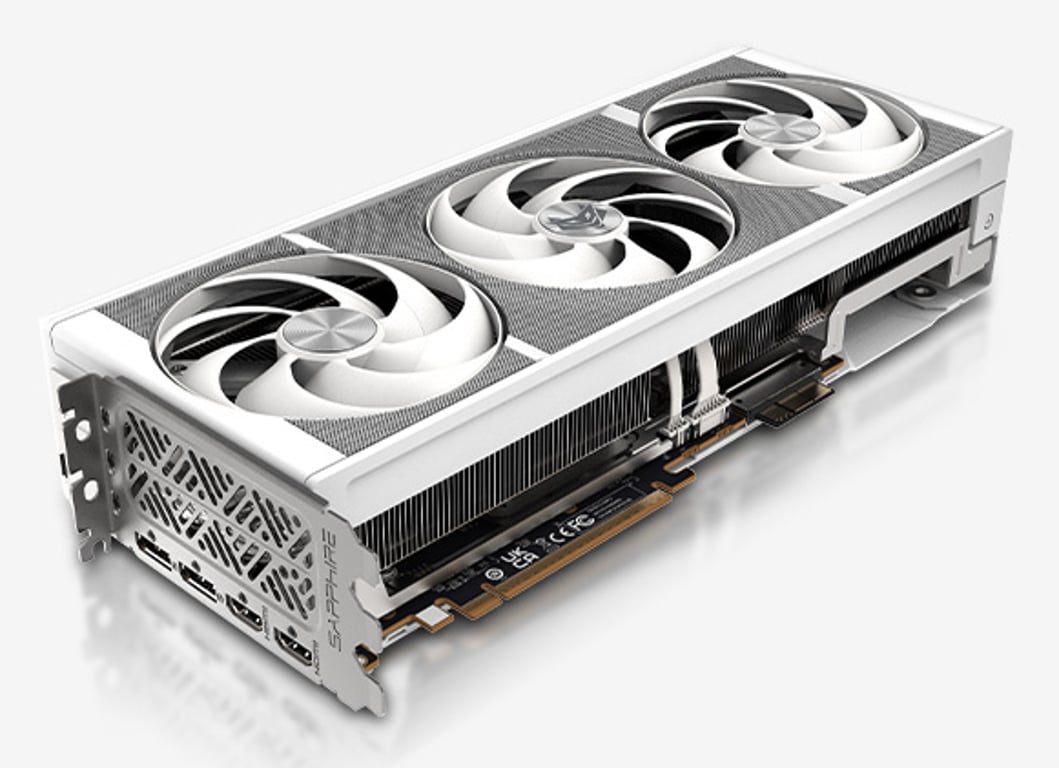 фото Видеокарта Sapphire Nitro+ RX 9070 XT 16G (11348-09-20G) 1