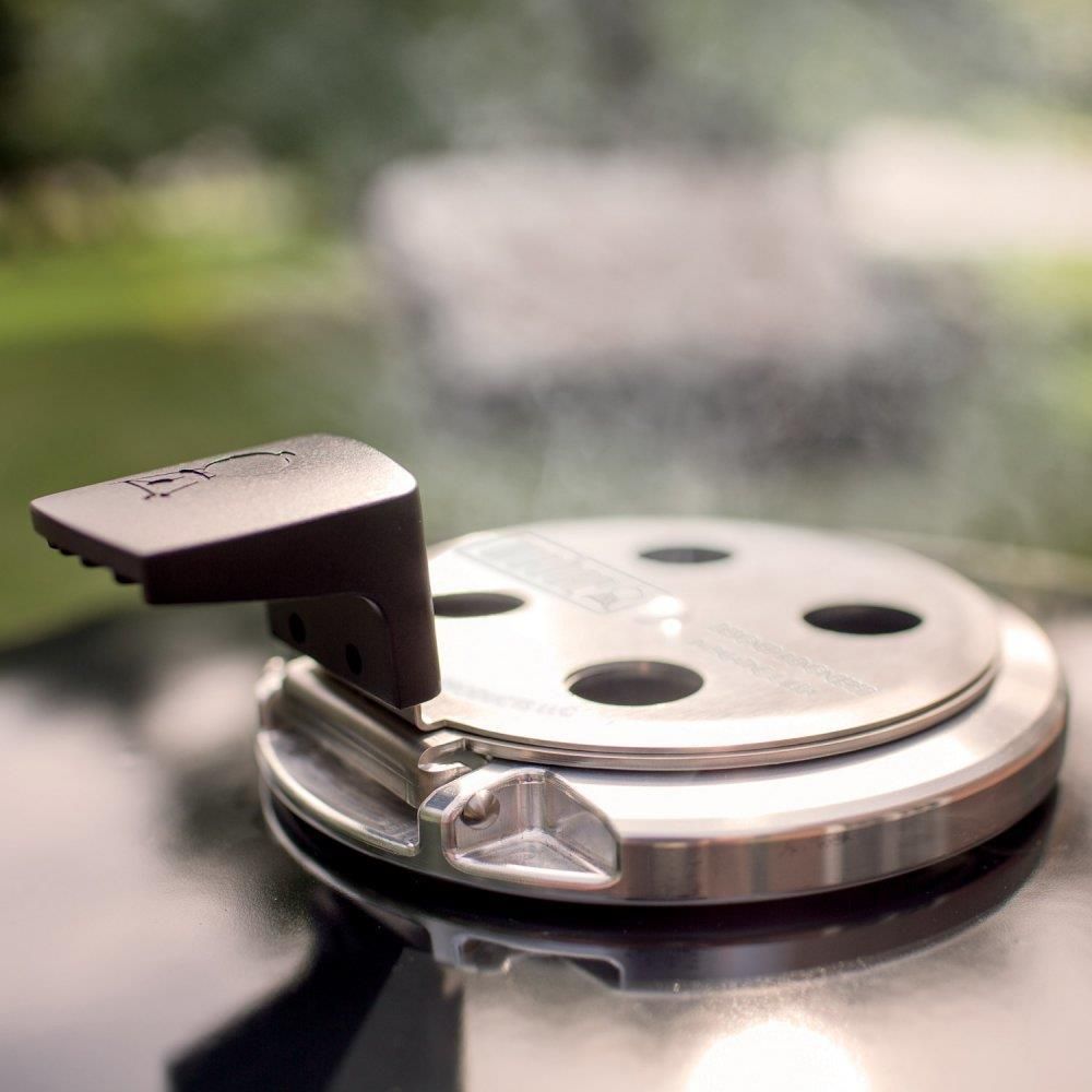 Фото Гриль вугільний мобільний Weber Summit Kamado E6 / Black (18201004)